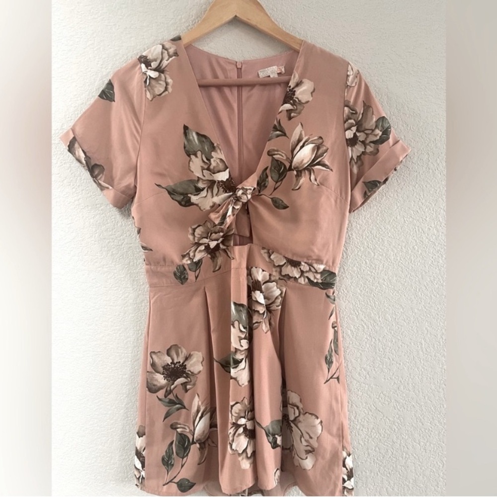 Gianni Bini Floral Knot-Front Romper